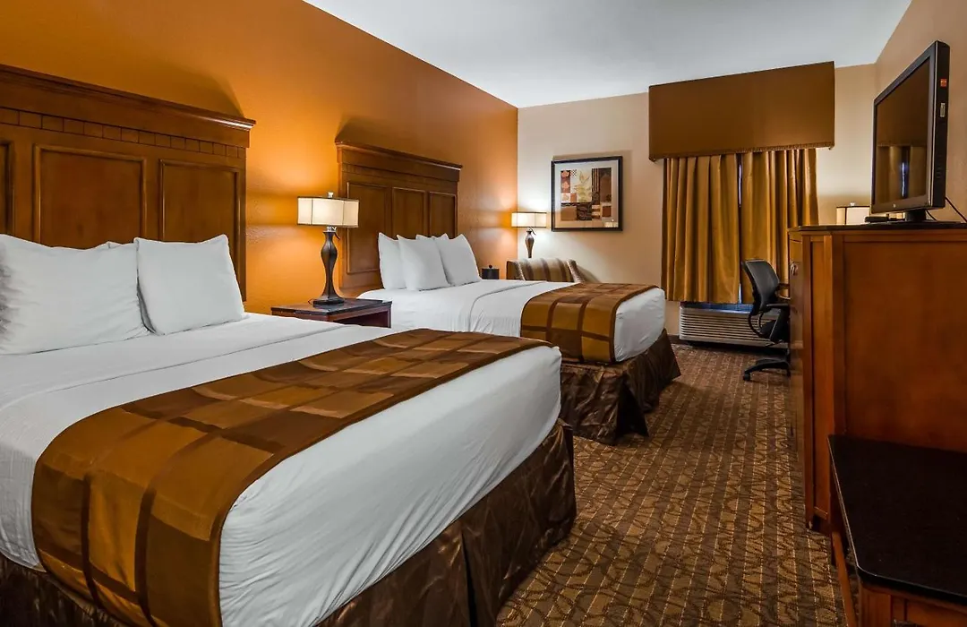 Best Western Plus Midwest Inn & Suites-1