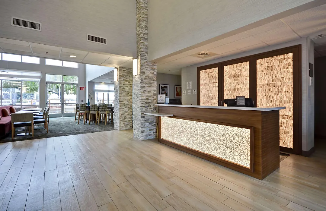Homewood Suites By Hilton - Oakland Waterfront-1