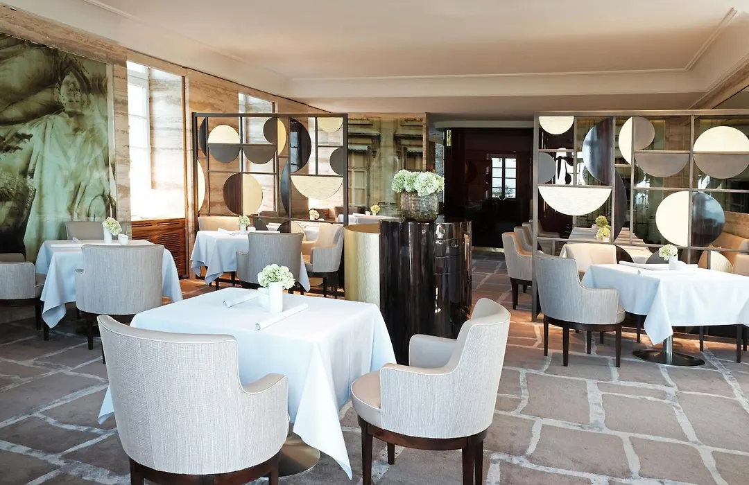 Althoff Grandhotel Schloss Bensberg-1