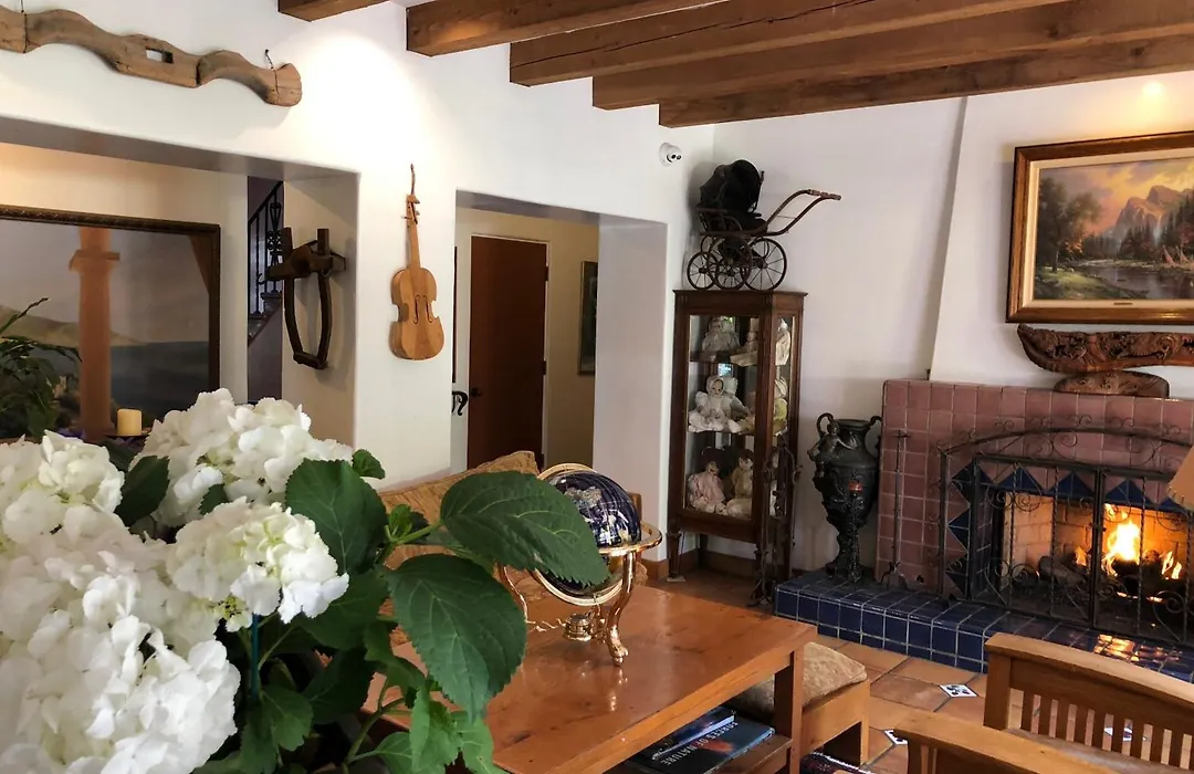 Villa Rosa Inn-1