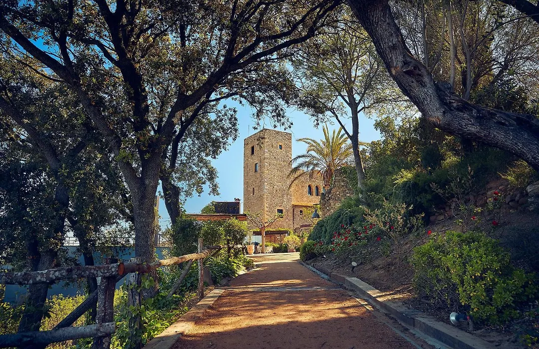 Hotel Castell D'Emporda-1