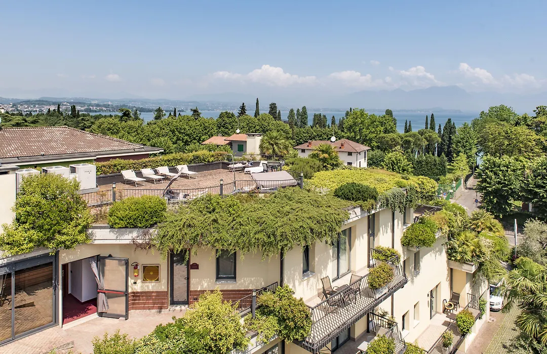 Admiral Hotel Villa Erme-1