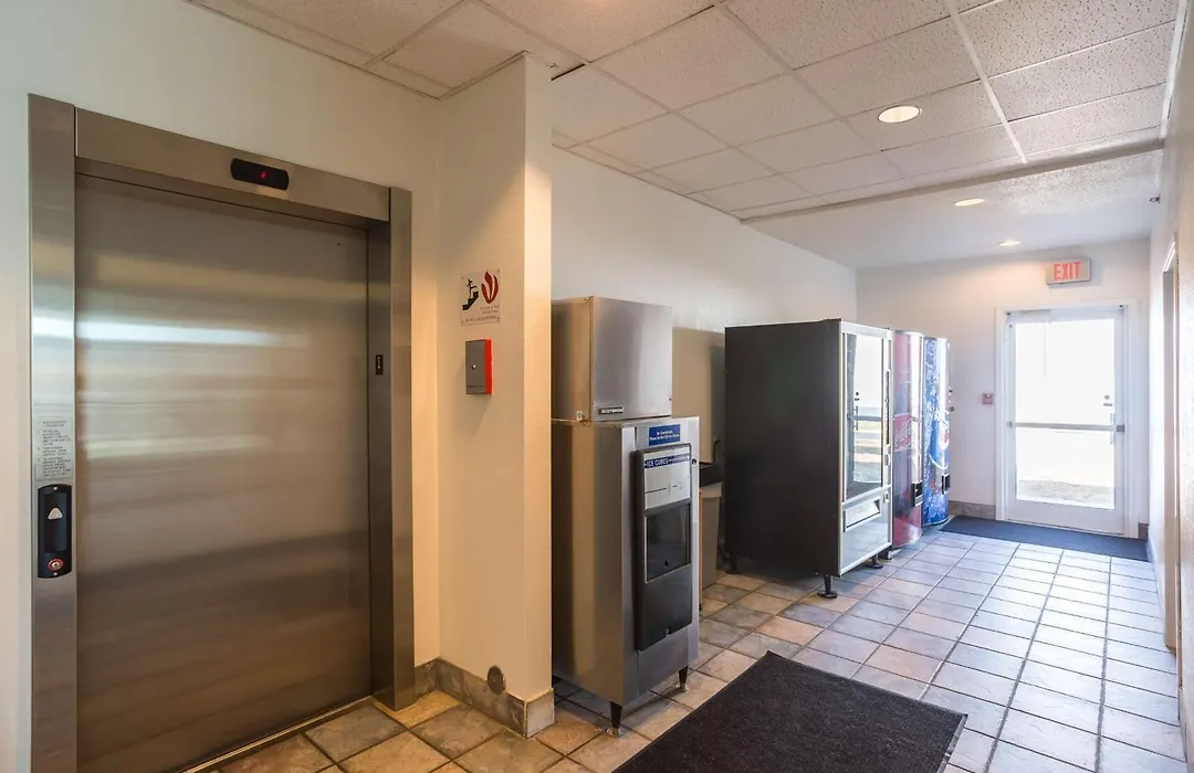Motel 6 Dale, Indiana Near Holiday World And Splashing Safari#Central Time #I64 Highway-1