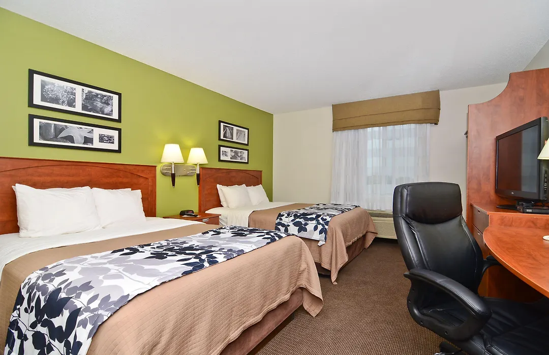 Sleep Inn & Suites Conference Center And Water Park-1