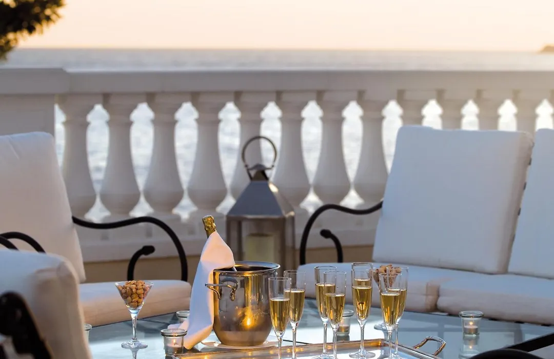 Hotel Cap Estel-1