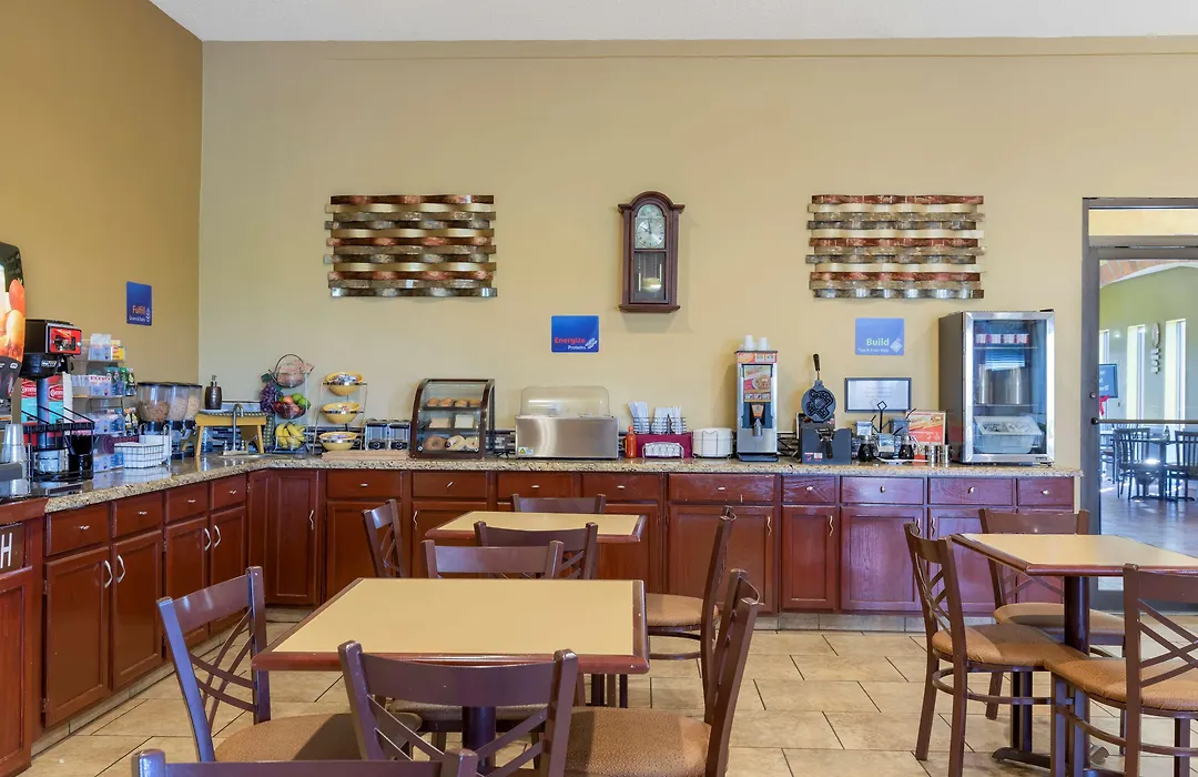 Best Western Taylor Inn-1