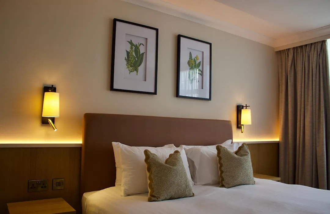 Twin Trees Hotel & Brusna Falls Leisure-1