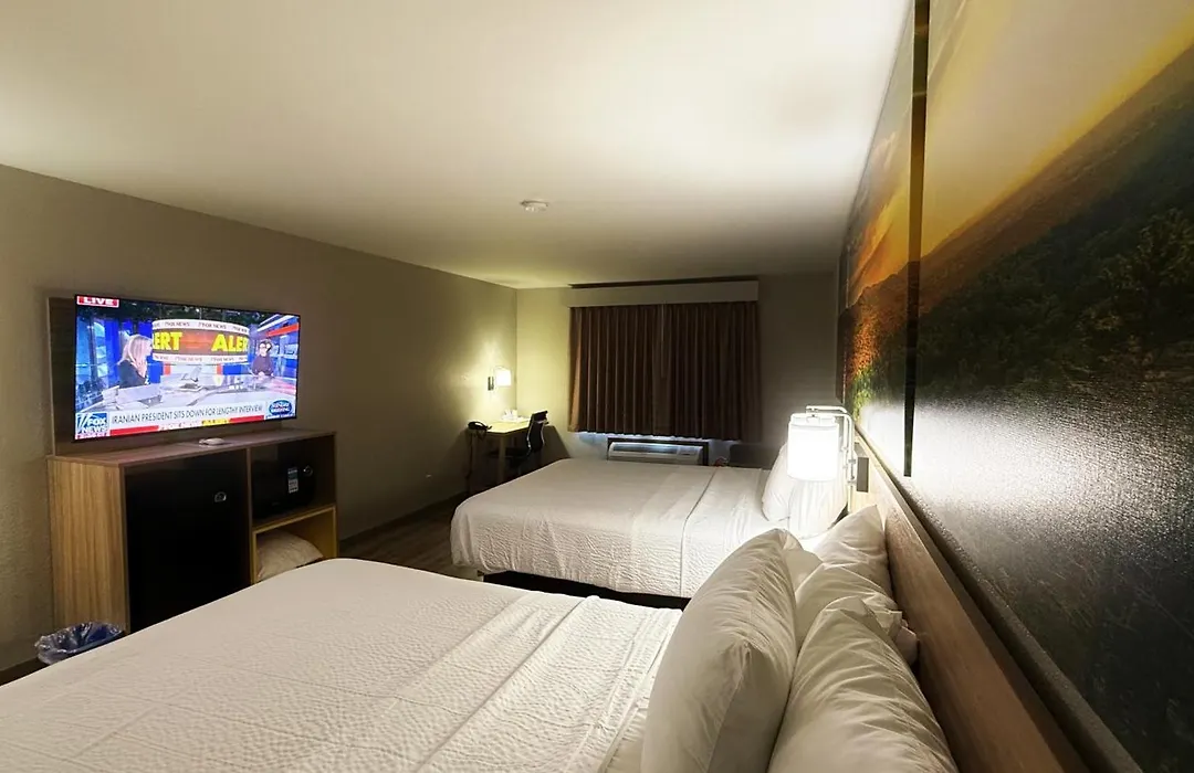 Days Inn By Wyndham Mankato-1