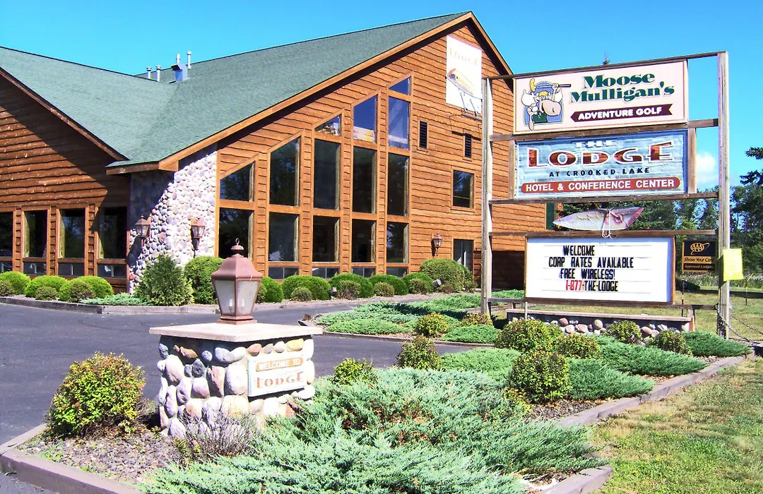 The Lodge At Crooked Lake-1