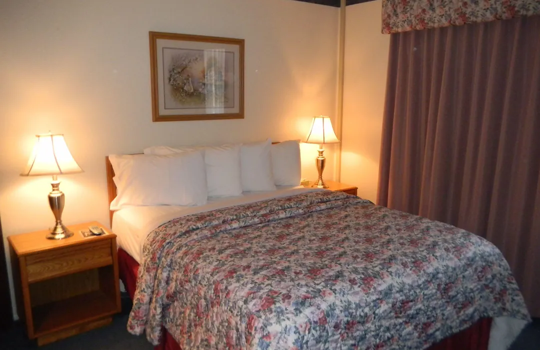 Oakridge Inn-1