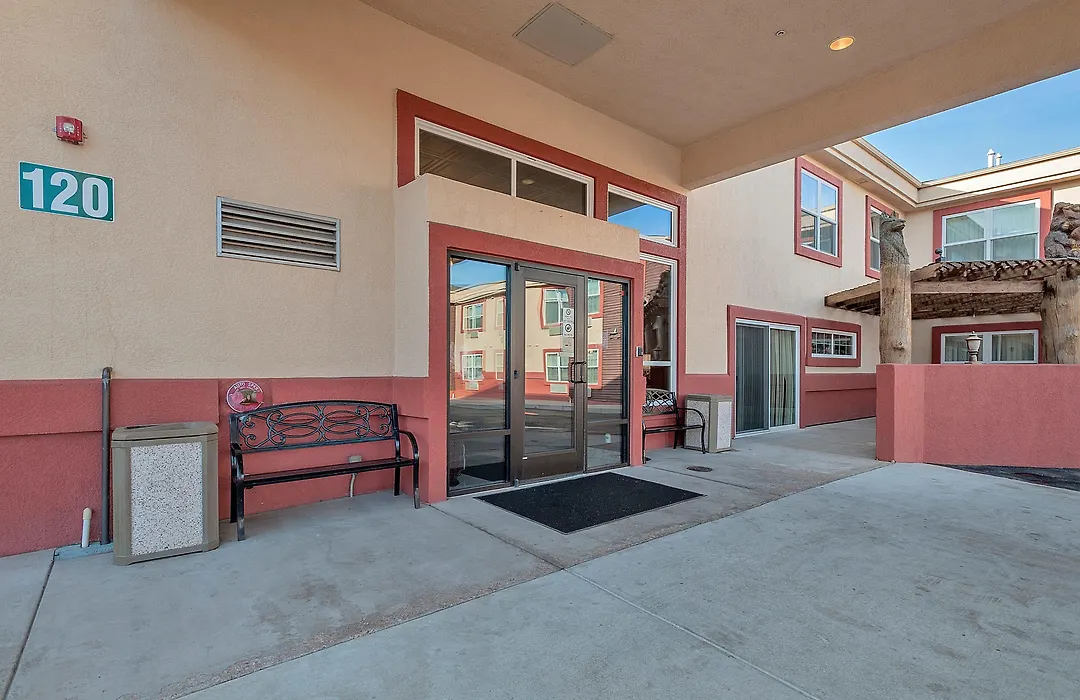 Days Inn By Wyndham Manitou Springs-1