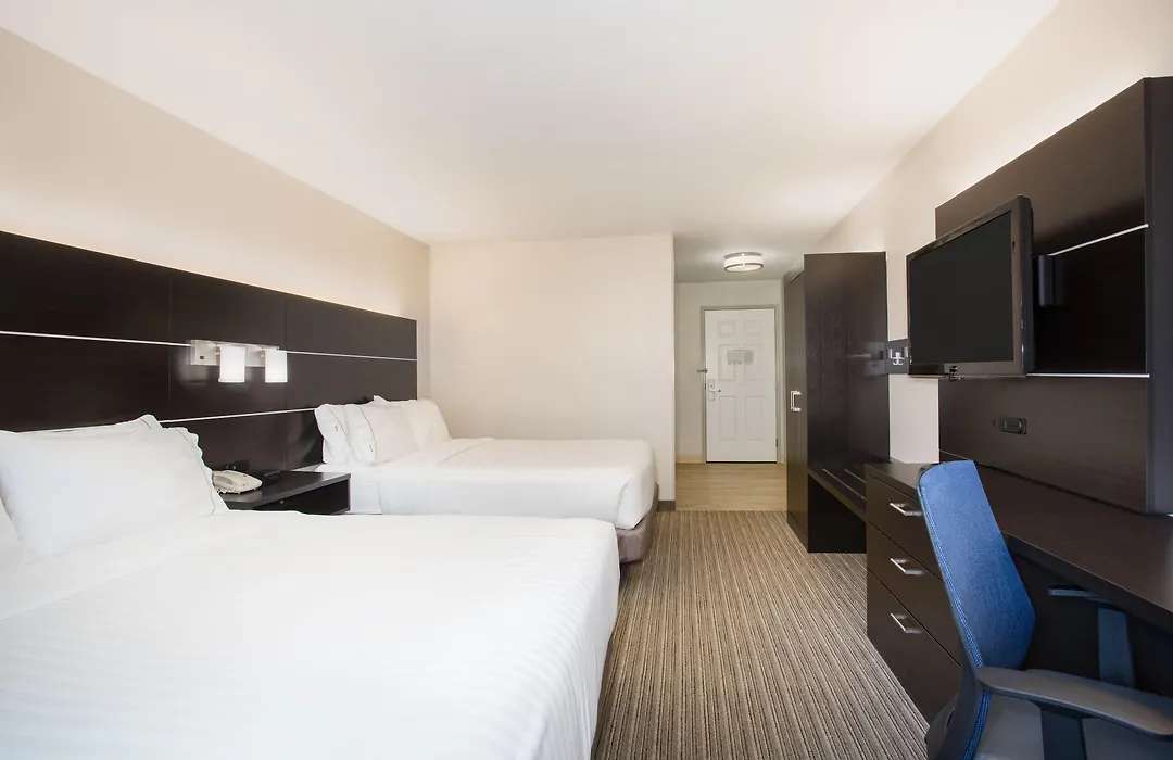 Holiday Inn Express & Suites Ft Collins By Ihg-1