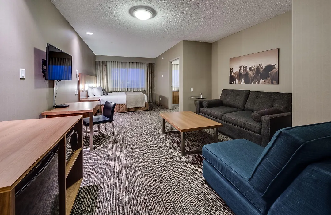 Heritage Inn Hotel & Convention Centre - Pincher Creek-1