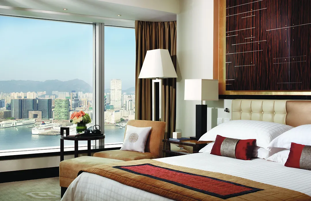 Four Seasons Hotel Hong Kong-1