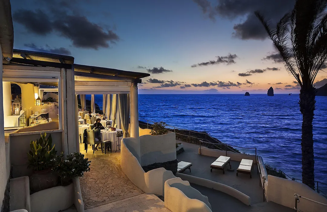 Therasia Resort Sea And Spa - The Leading Hotels Of The World-1