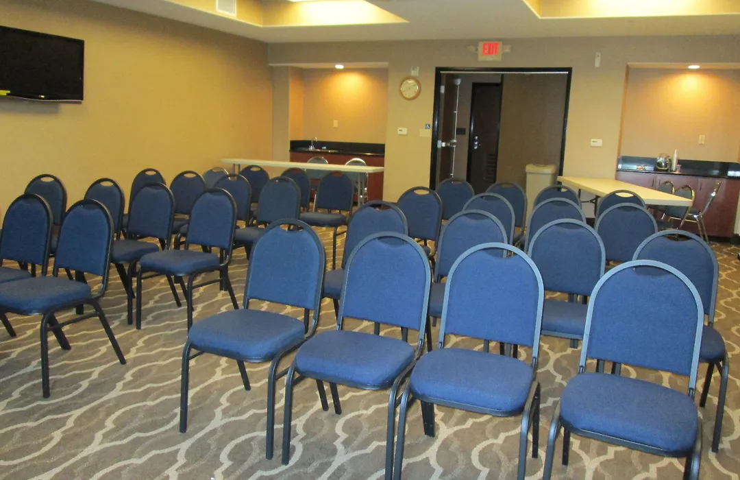 Comfort Inn & Suites Galt - Lodi North-1