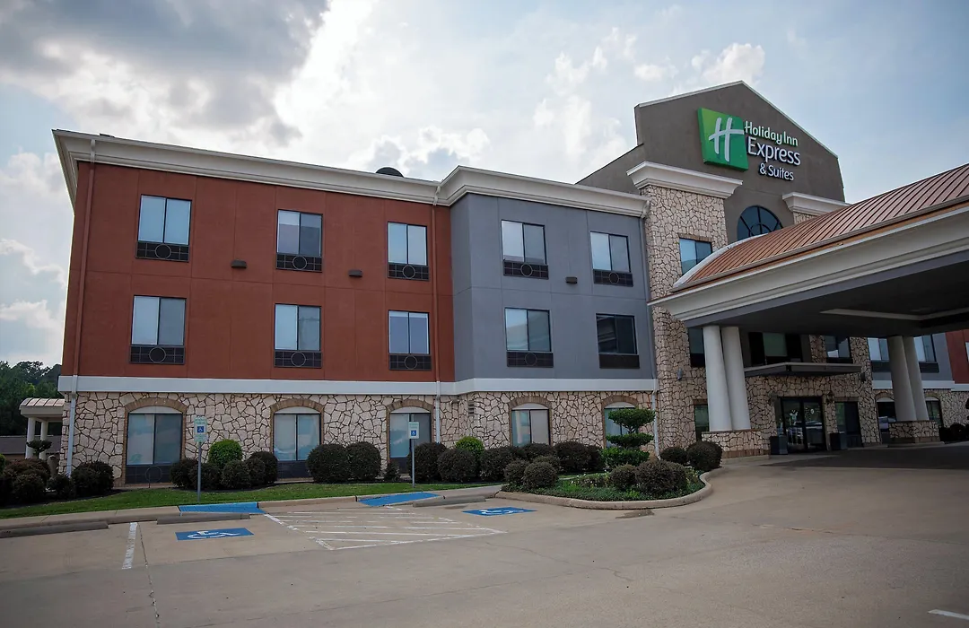 Holiday Inn Express Hotel & Suites Center By Ihg-1