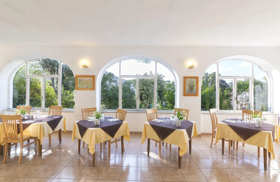Hotel Vittoria-1