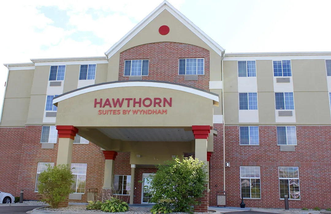 Mainstay Suites Fitchburg - Madison-1
