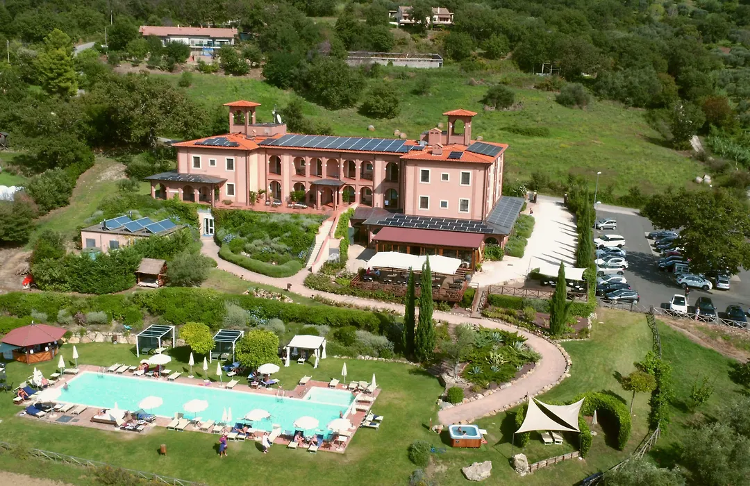 Saturnia Tuscany Hotel-1
