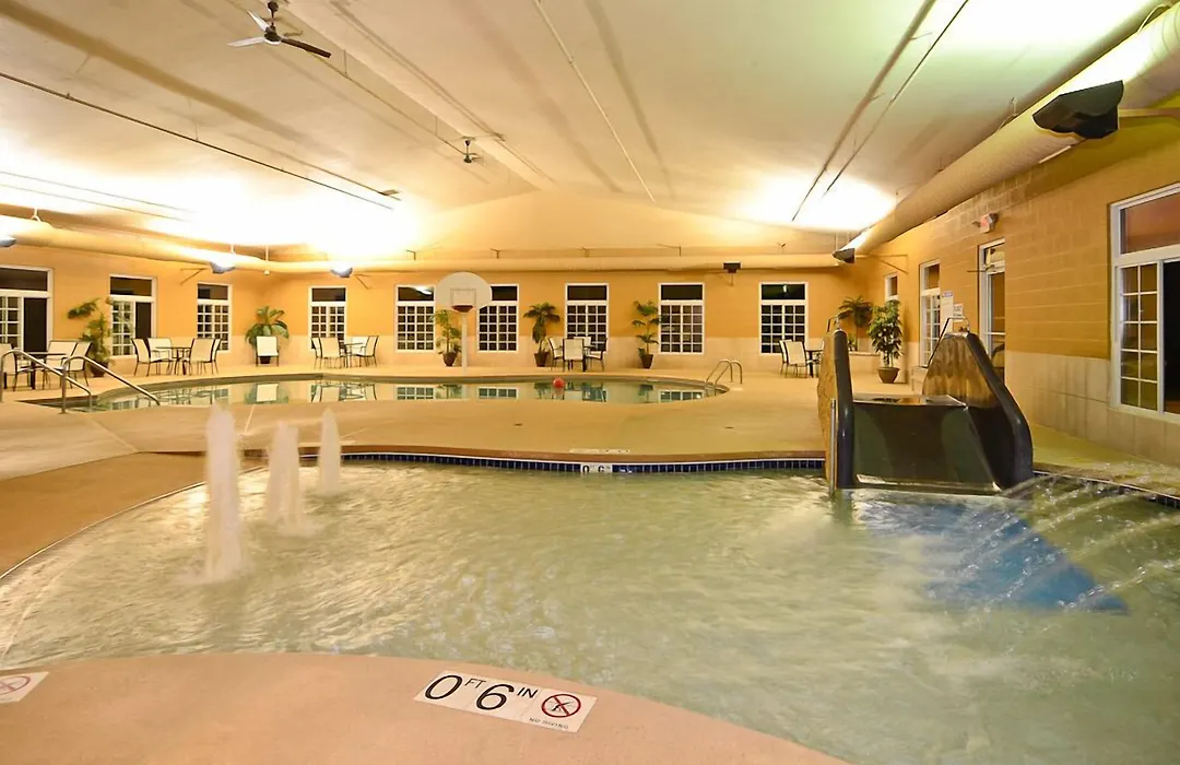 Crandon Inn & Suites-1
