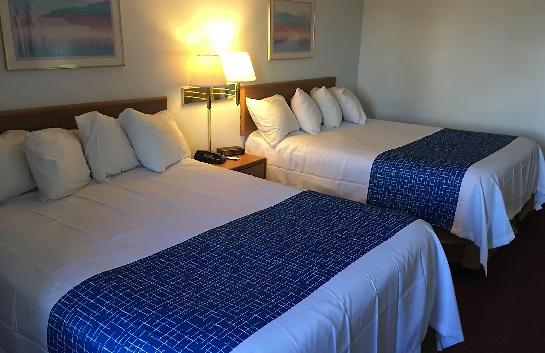 Travelodge By Wyndham Spearfish-1