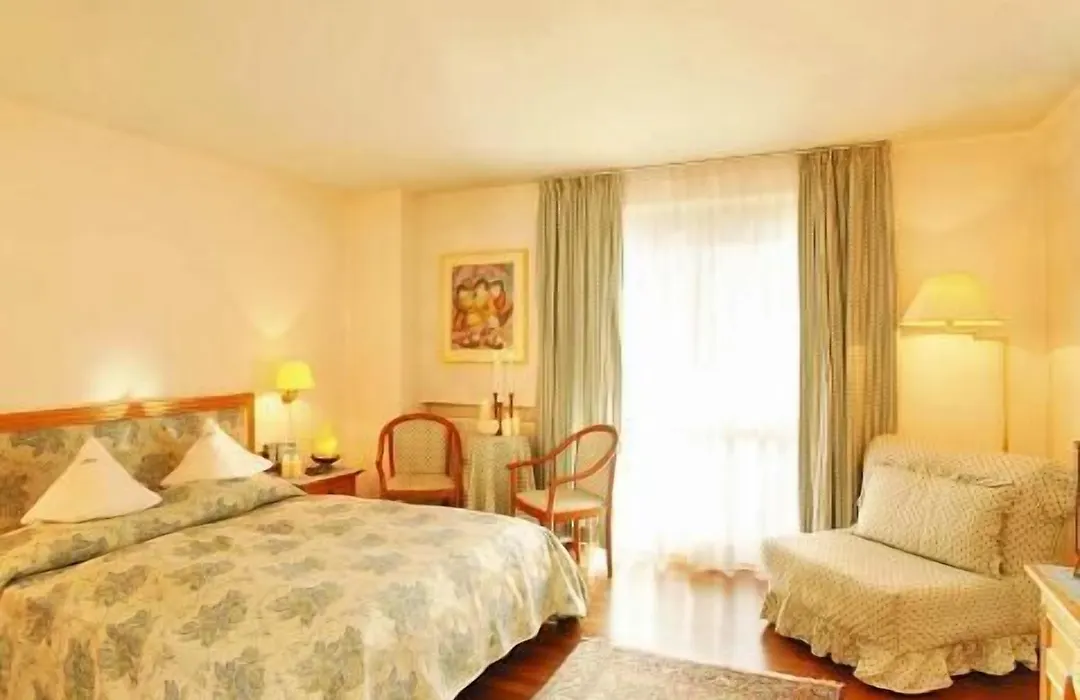 Hotel Tschurtschenthaler-1