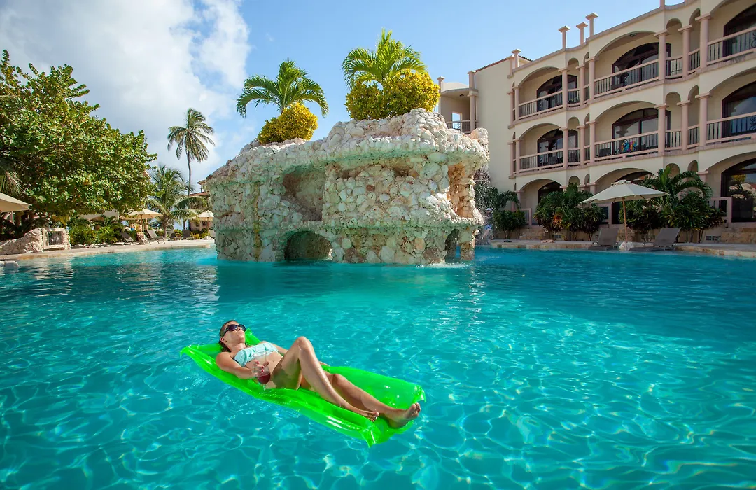Coco Beach Resort-1