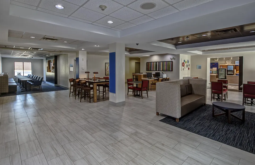 Holiday Inn Express Hotel & Suites Smyrna-Nashville Area By Ihg-1