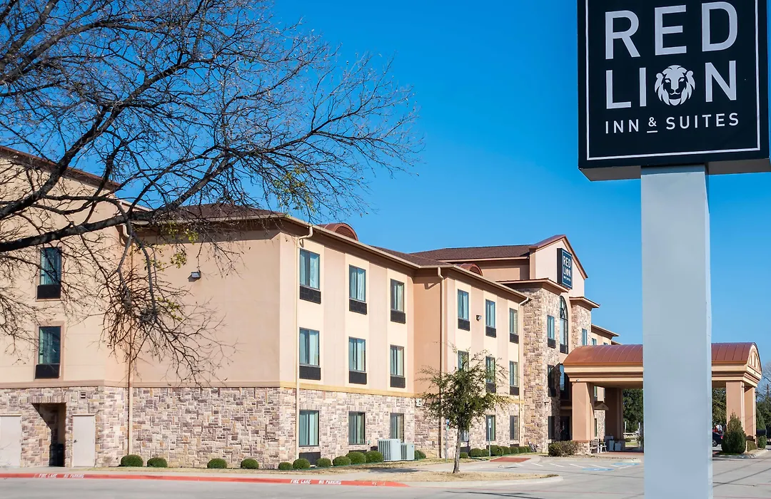 Red Lion Inn & Suites Mineral Wells-1