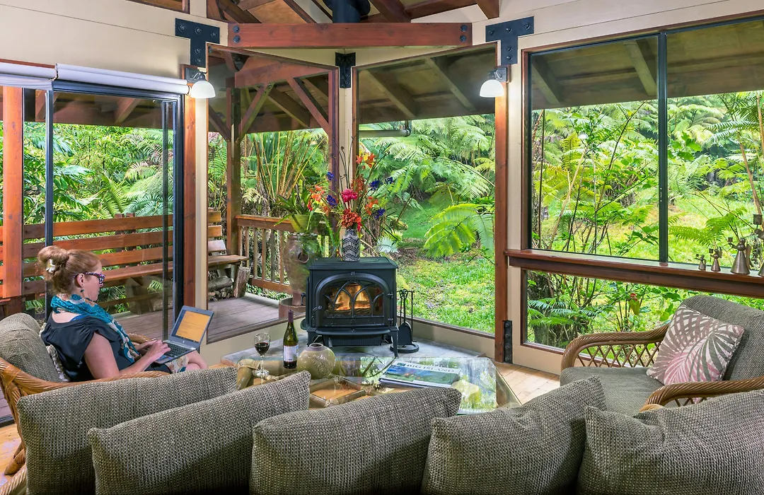 Volcano Village Lodge-1