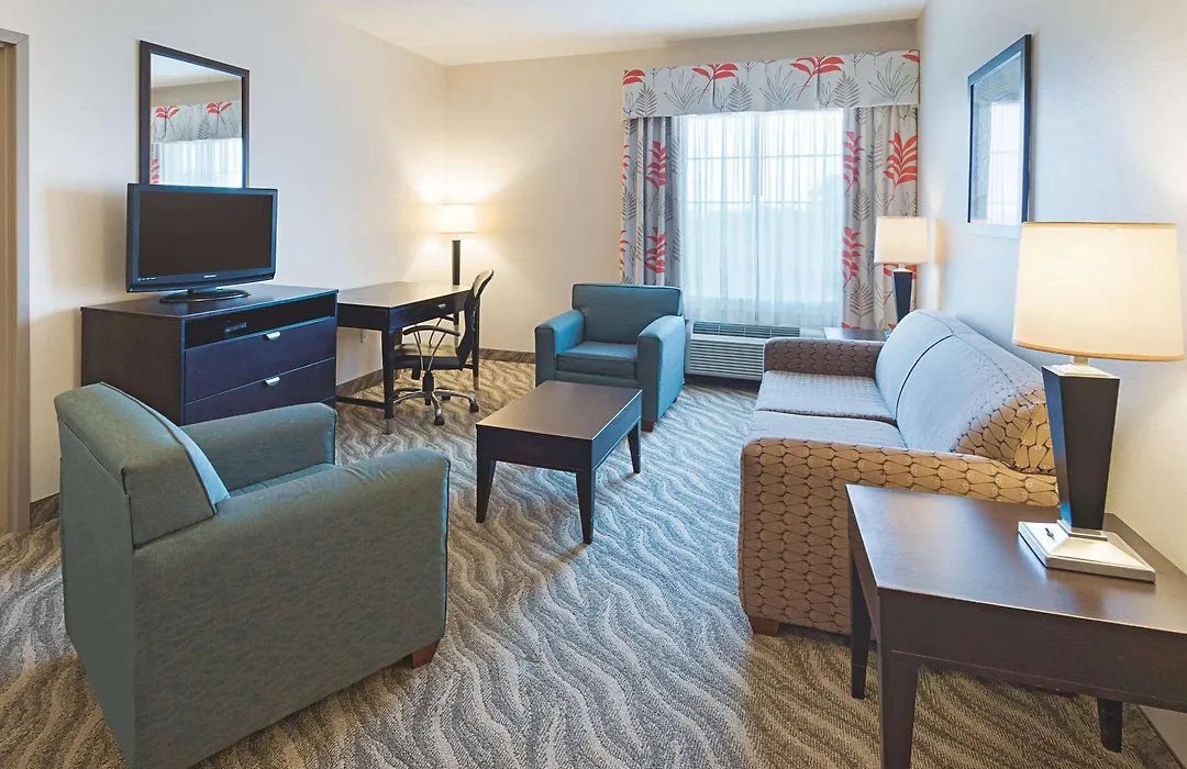 La Quinta By Wyndham Glen Rose-1