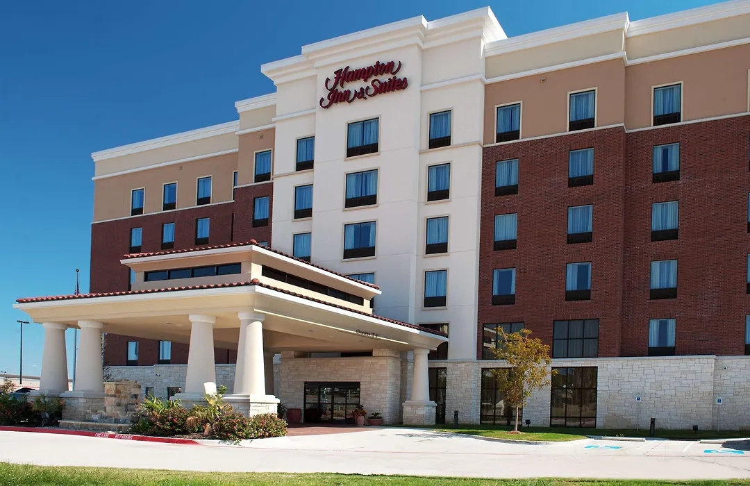 Hampton Inn And Suites Dallas/Lewisville-Vista Ridge Mall-1
