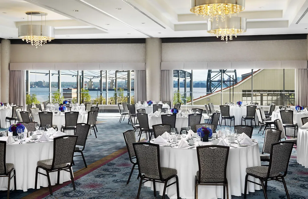 Pinnacle Hotel At The Pier-1