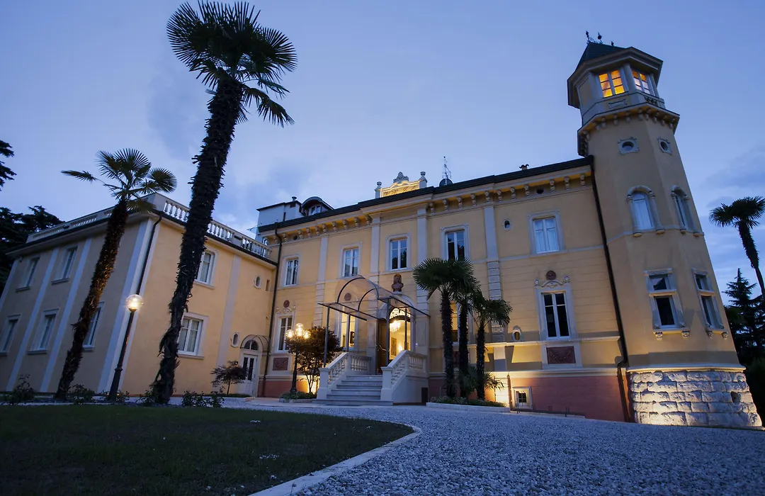 Villa Italia Luxury Suites And Apartments-1
