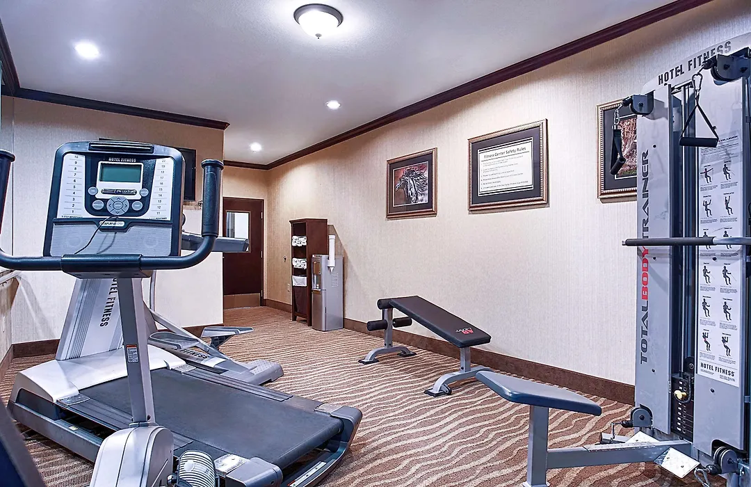 Best Western Plus Royal Mountain Inn & Suites-1