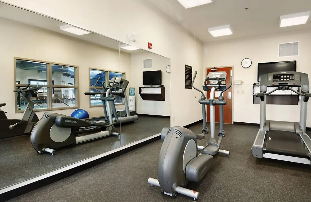 Canalta Hotel Moosomin-1