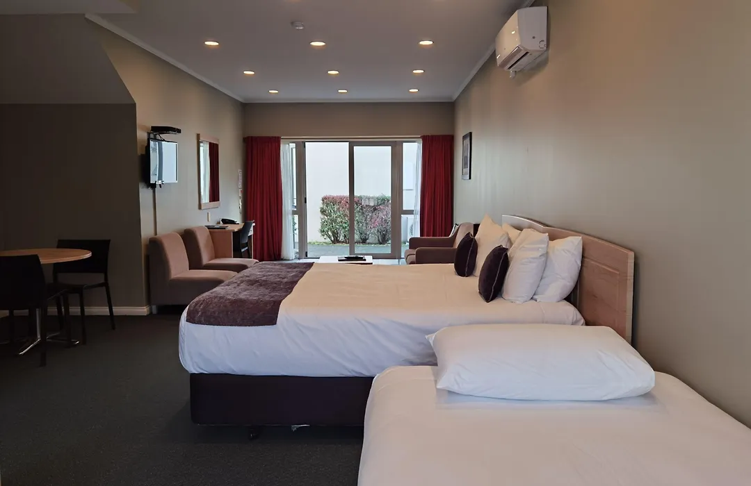 Cornwall Motor Lodge-1