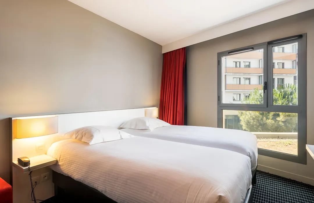 B&B HOME Lyon Centre Berthelot-1