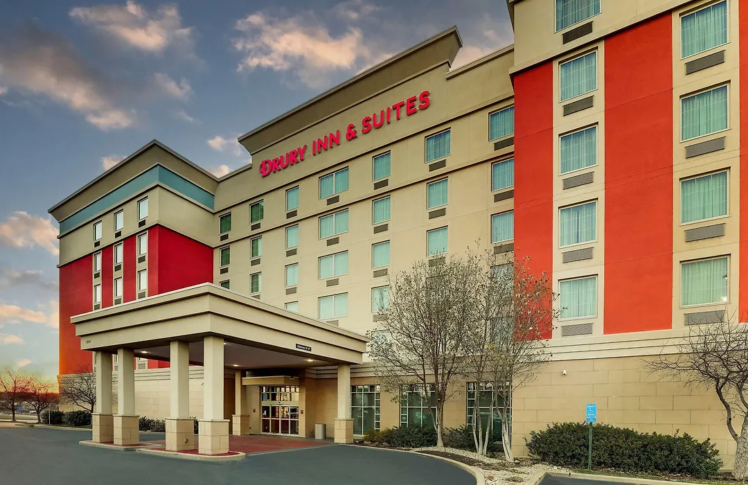 Drury Inn & Suites St. Louis Arnold-1