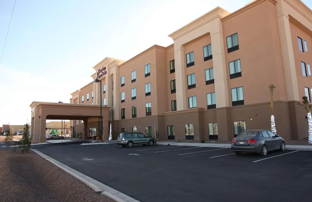 Hampton Inn & Suites Carlsbad-1