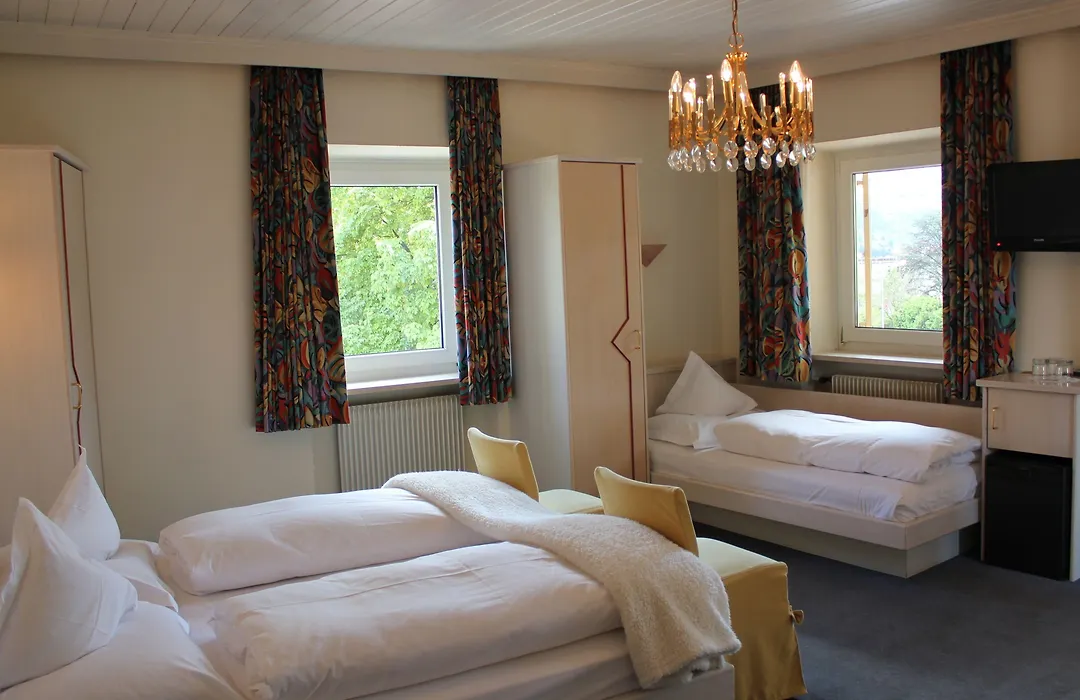 Hotel Löwenhof-1