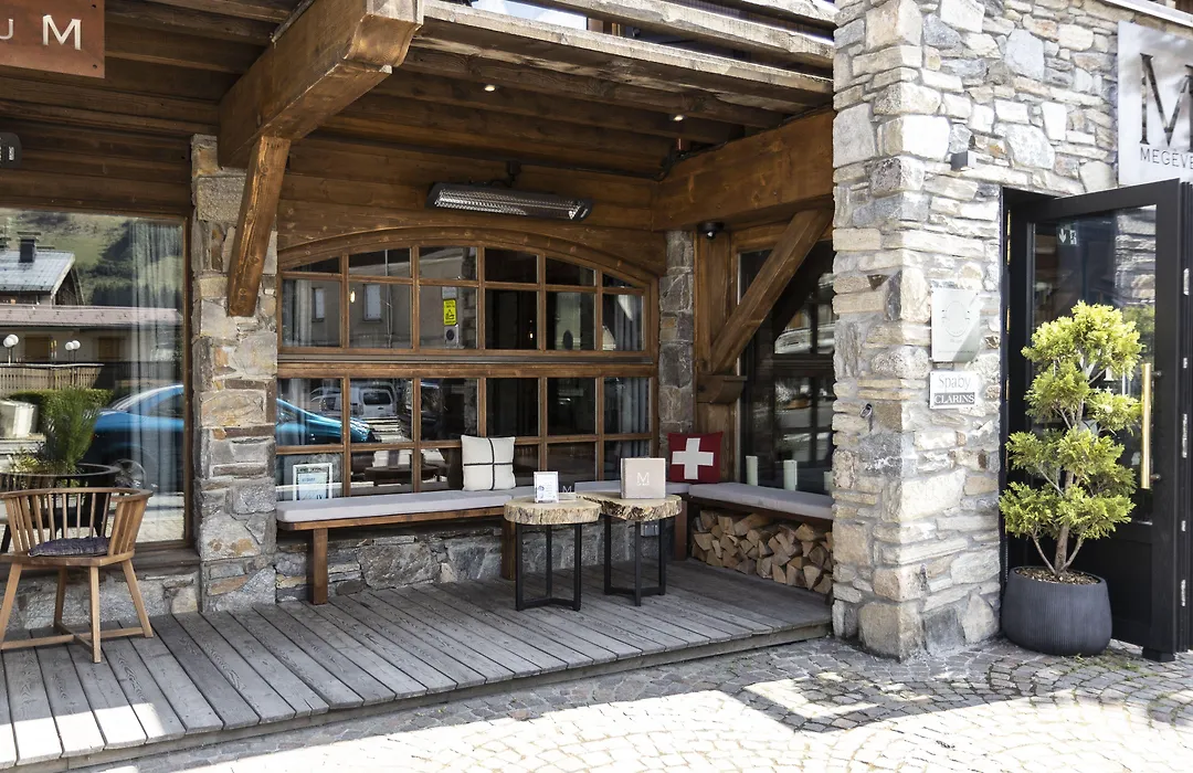 M de Megève-1