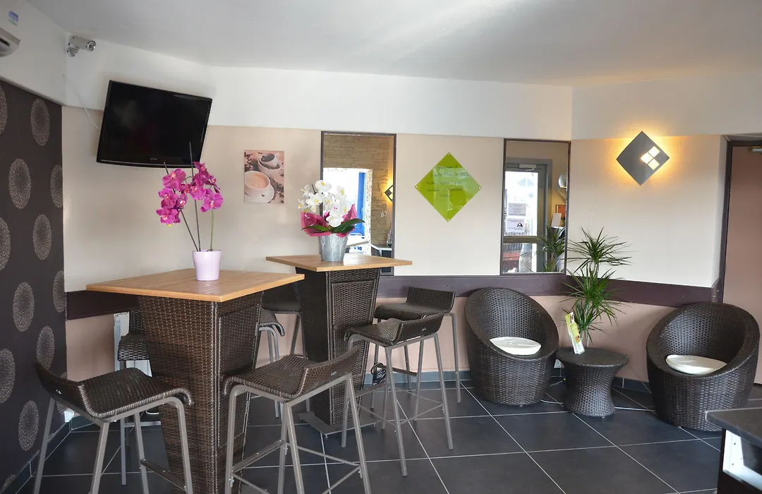 Hotel Macon la Salle-1