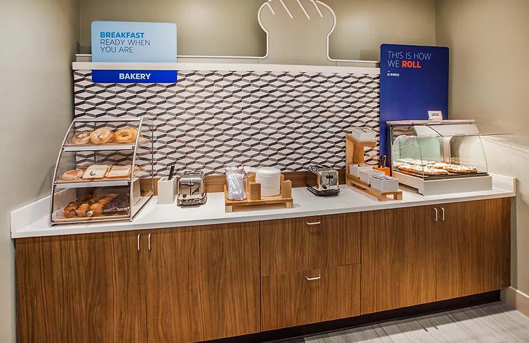 Holiday Inn Express & Suites Fredericksburg By Ihg-1
