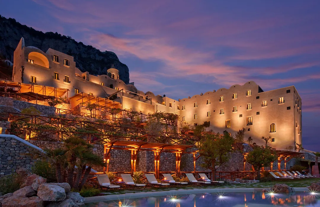 Monastero Santa Rosa Hotel & Spa-1