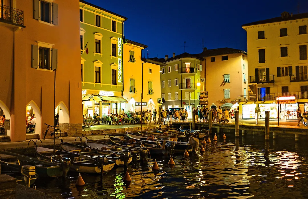 Hotel Benaco-1