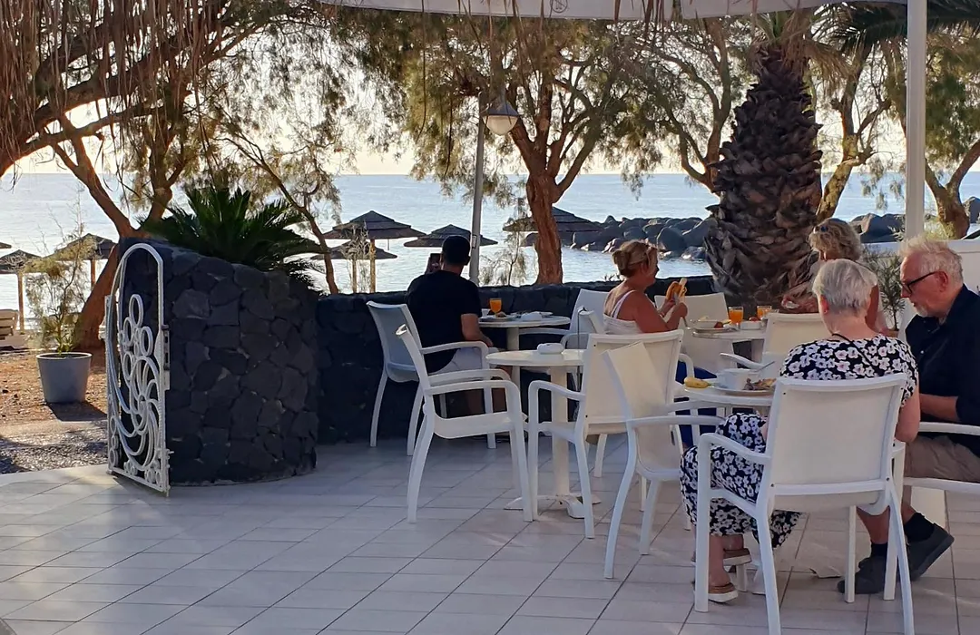 Arion Bay Hotel Santorini-1