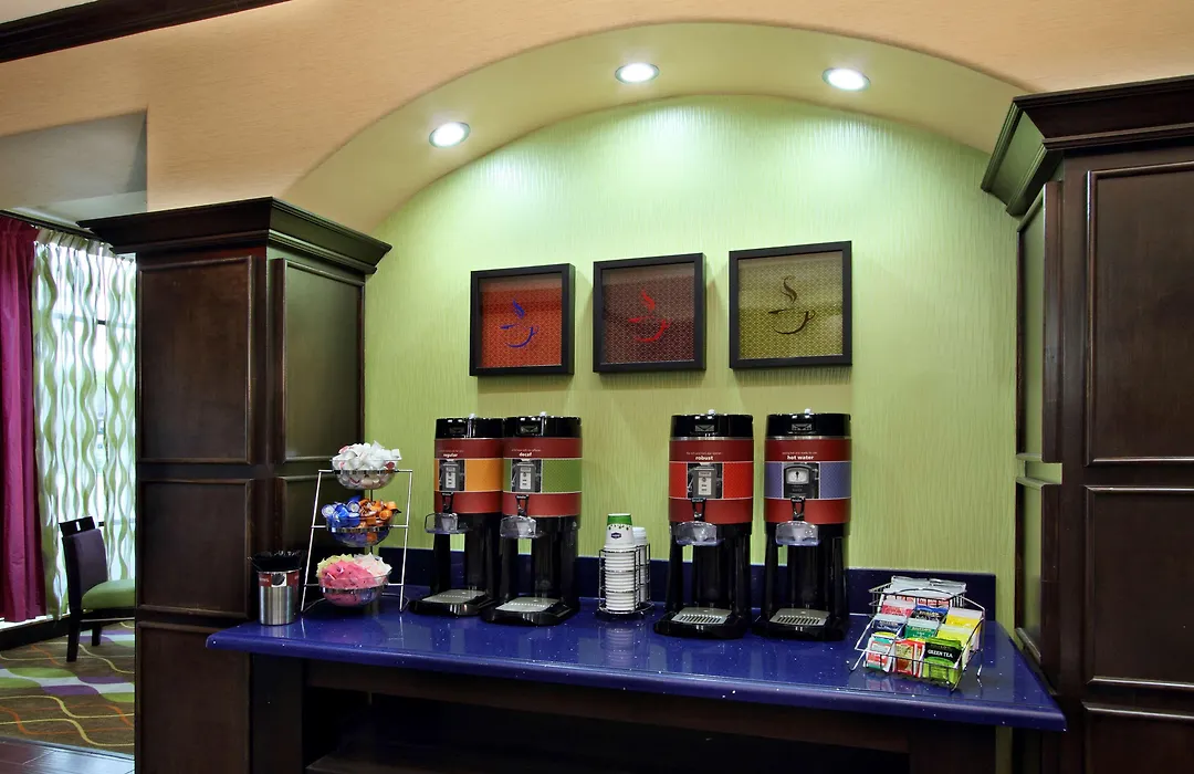 Hampton Inn Beeville-1