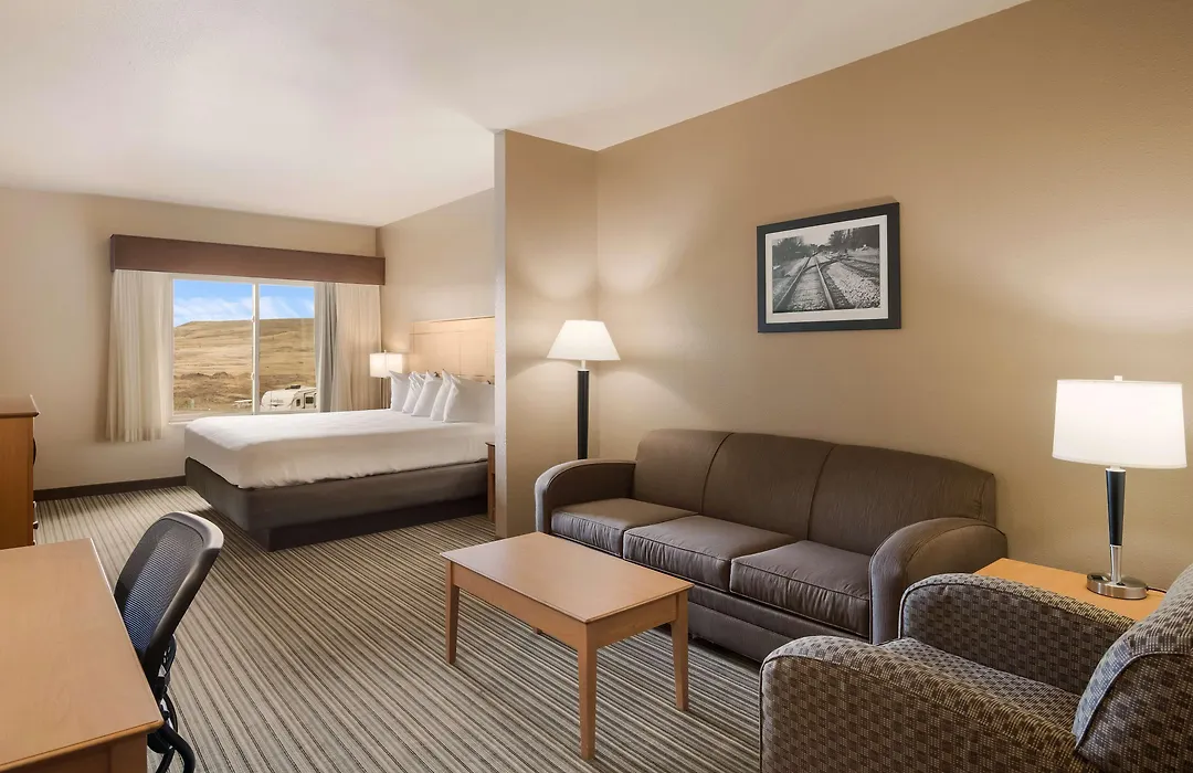Best Western Shelby Inn & Suites-1